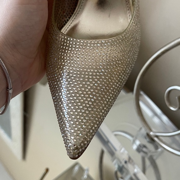Steve Madden Metallic Gold Sparkling Heels Pointed Toe Rhinestone Clear Pumps - Picture 3 of 11